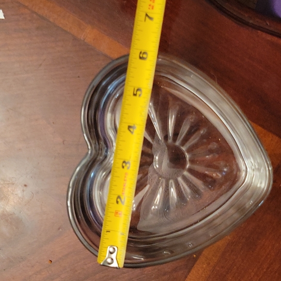 Glass Heart Candy Dish - Picture 5 of 6